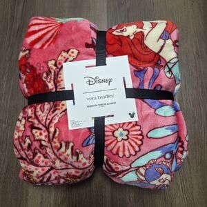 Disney Essential Throw Blanket In Fleece-Ariel's Pink Lagoon